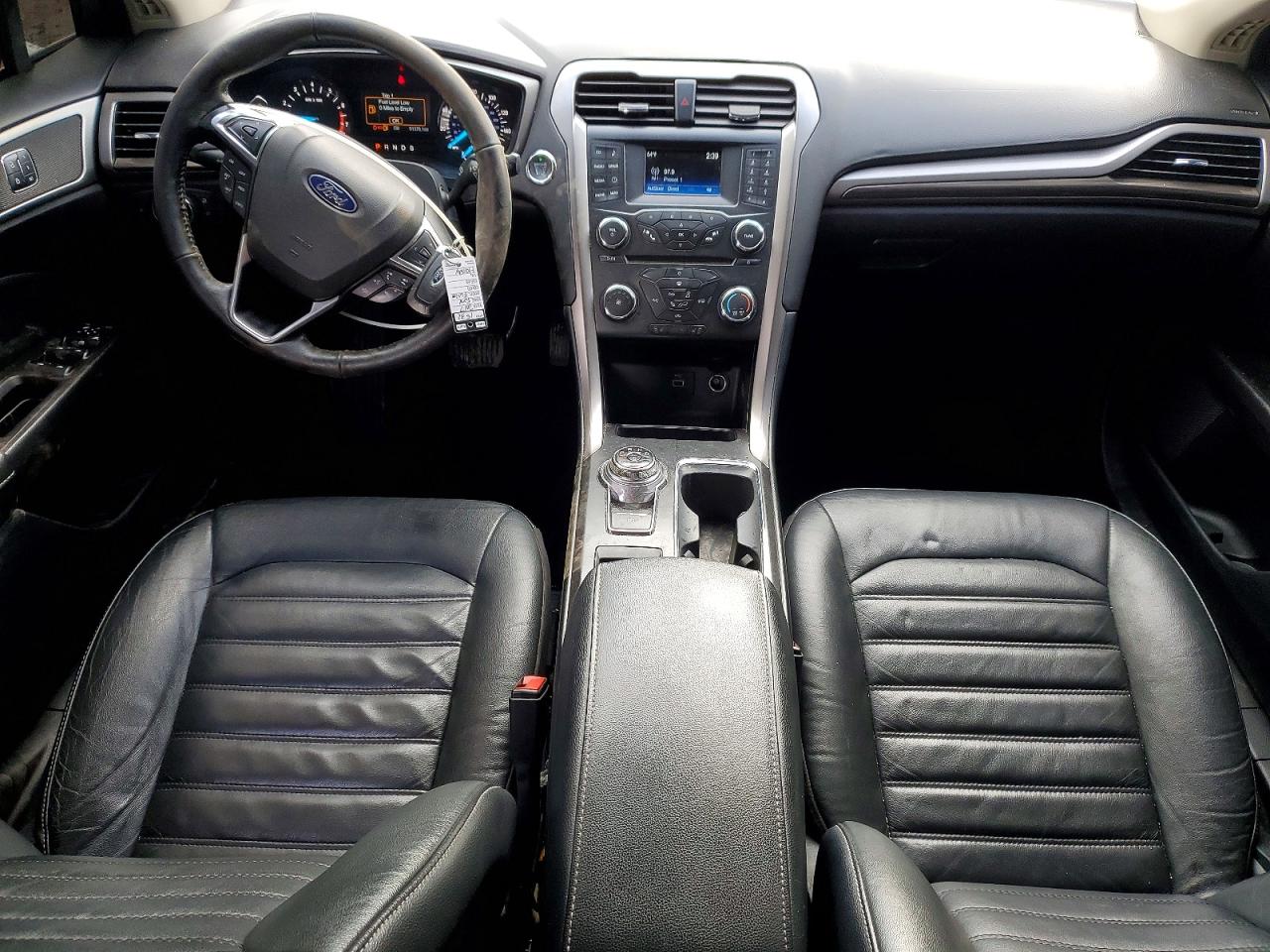 2017 FORD FUSION SE photo 8