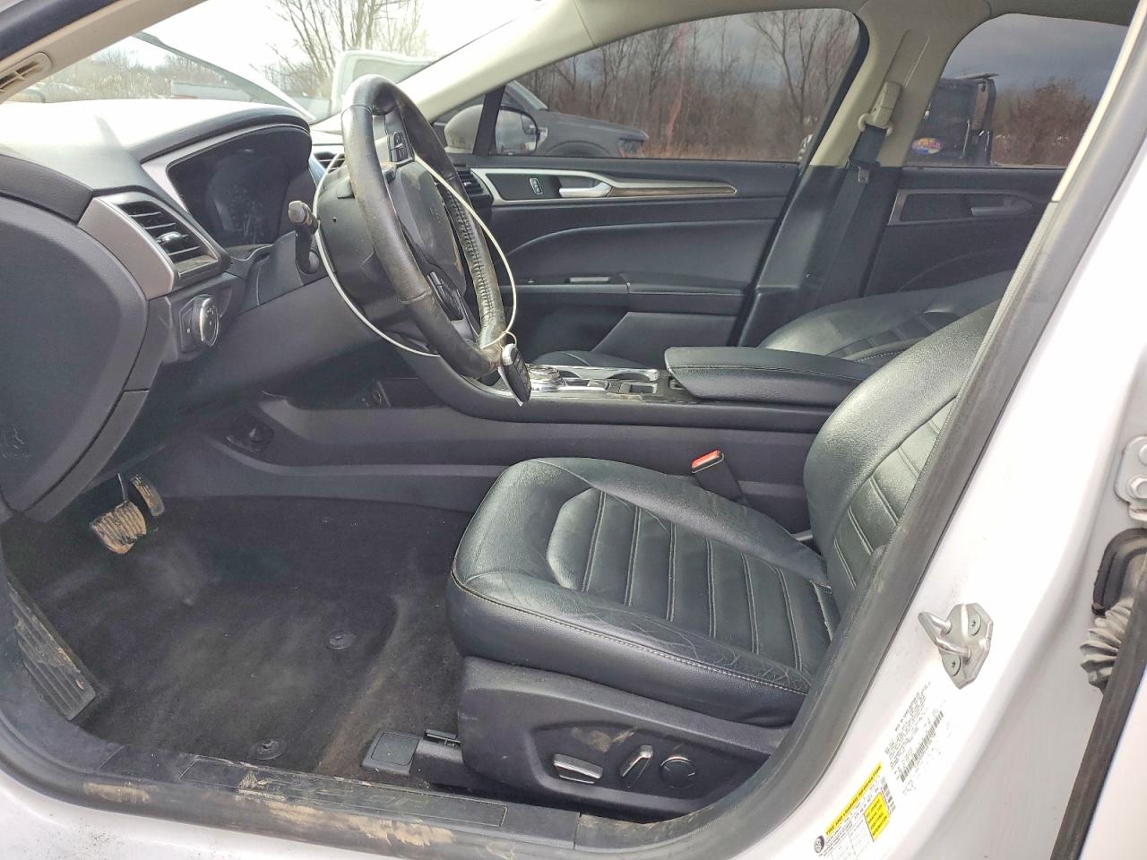 2017 FORD FUSION SE photo 7