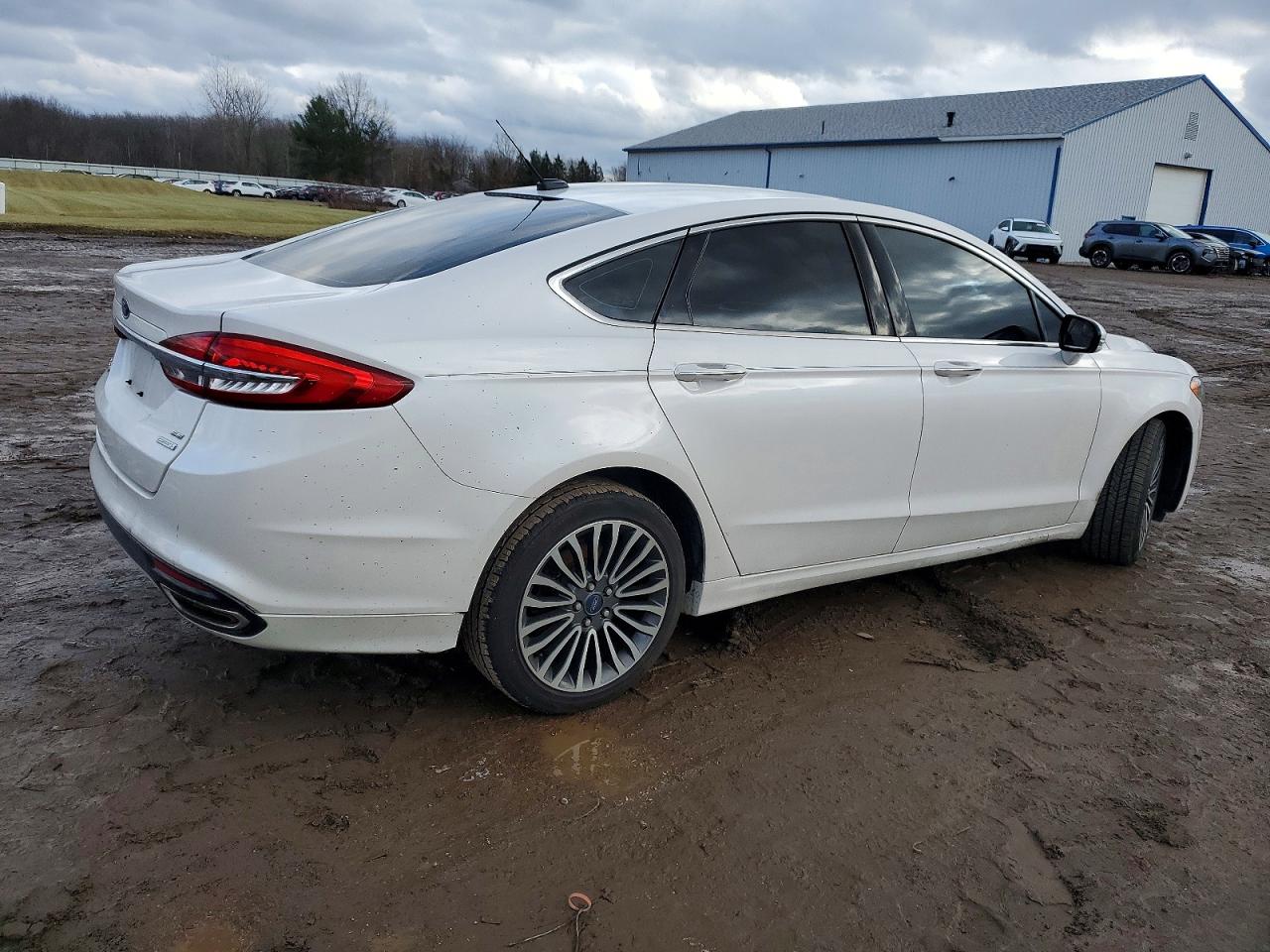 2017 FORD FUSION SE photo 3