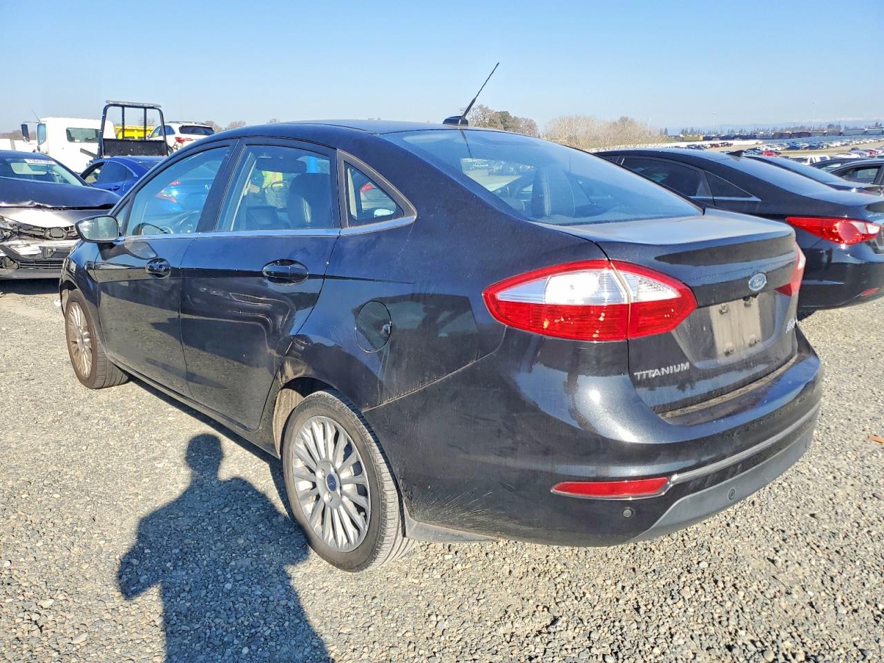 2015 FORD FIESTA TITANIUM photo 2