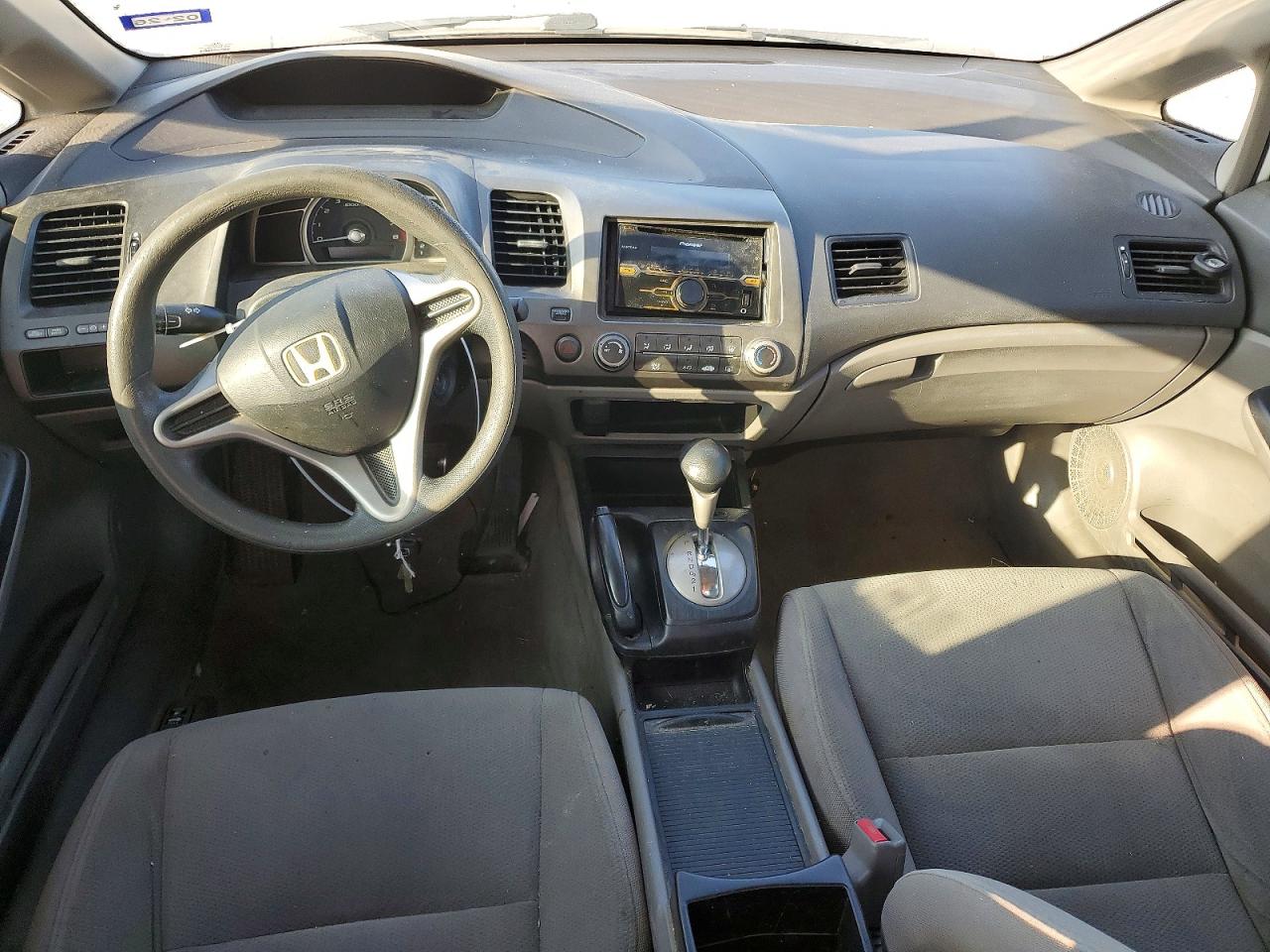 2010 HONDA CIVIC VP photo 8