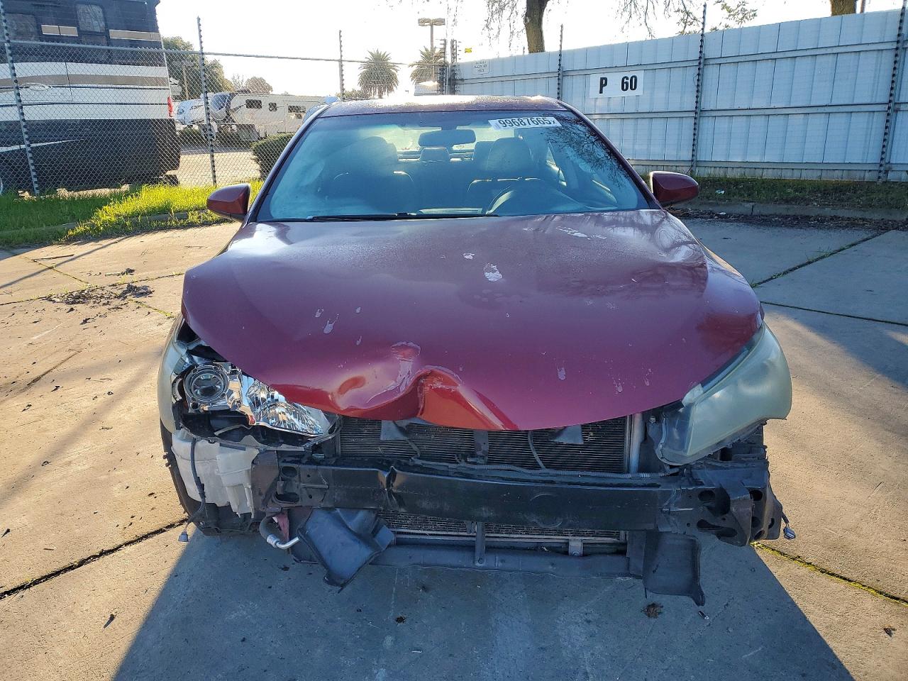 2015 TOYOTA CAMRY LE photo 5