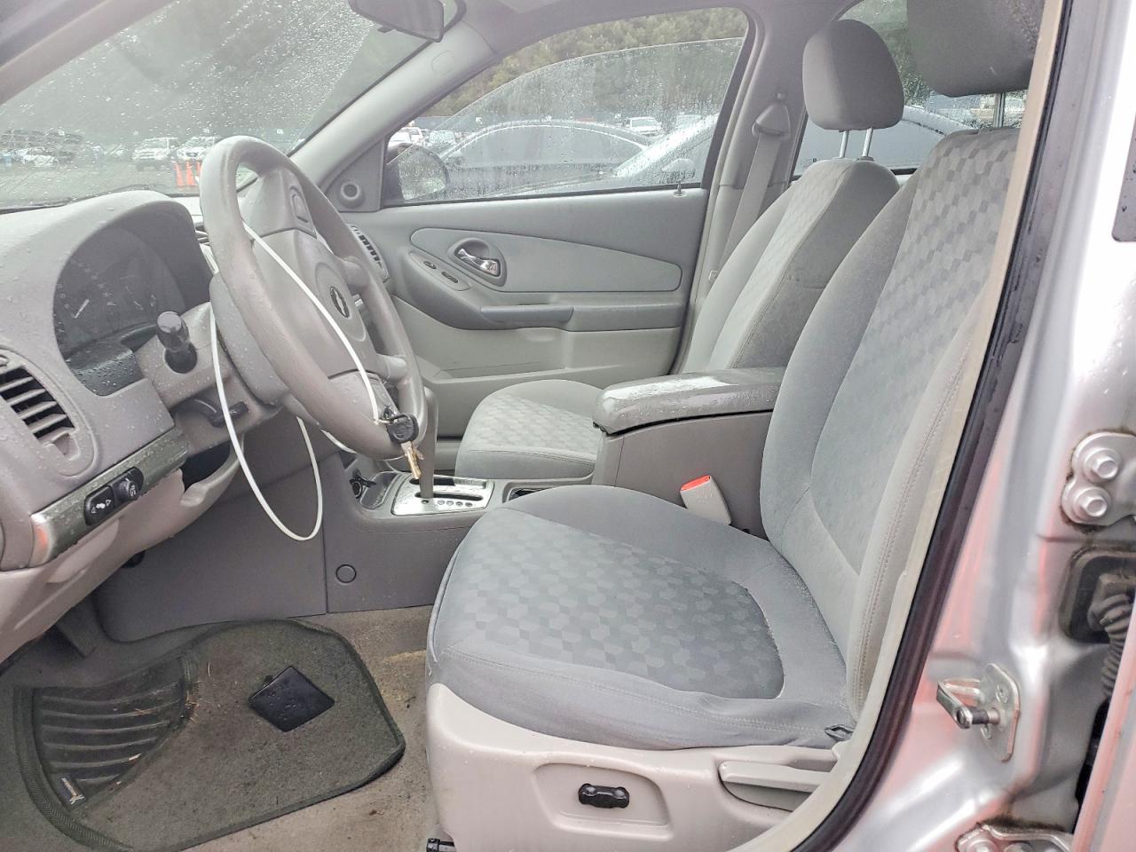 2004 CHEVROLET MALIBU MAXX LS photo 7