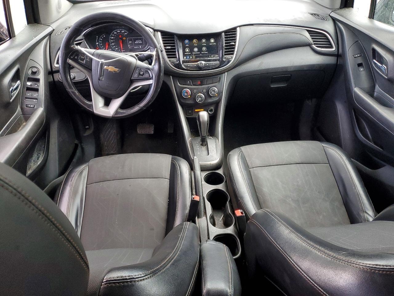 2019 CHEVROLET TRAX 1LT photo 8
