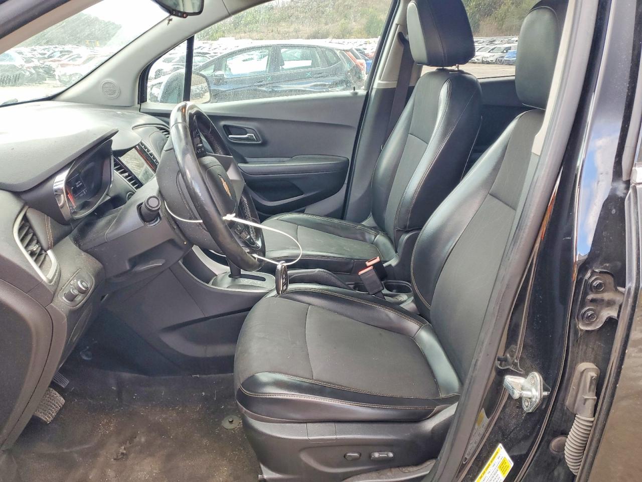 2019 CHEVROLET TRAX 1LT photo 7