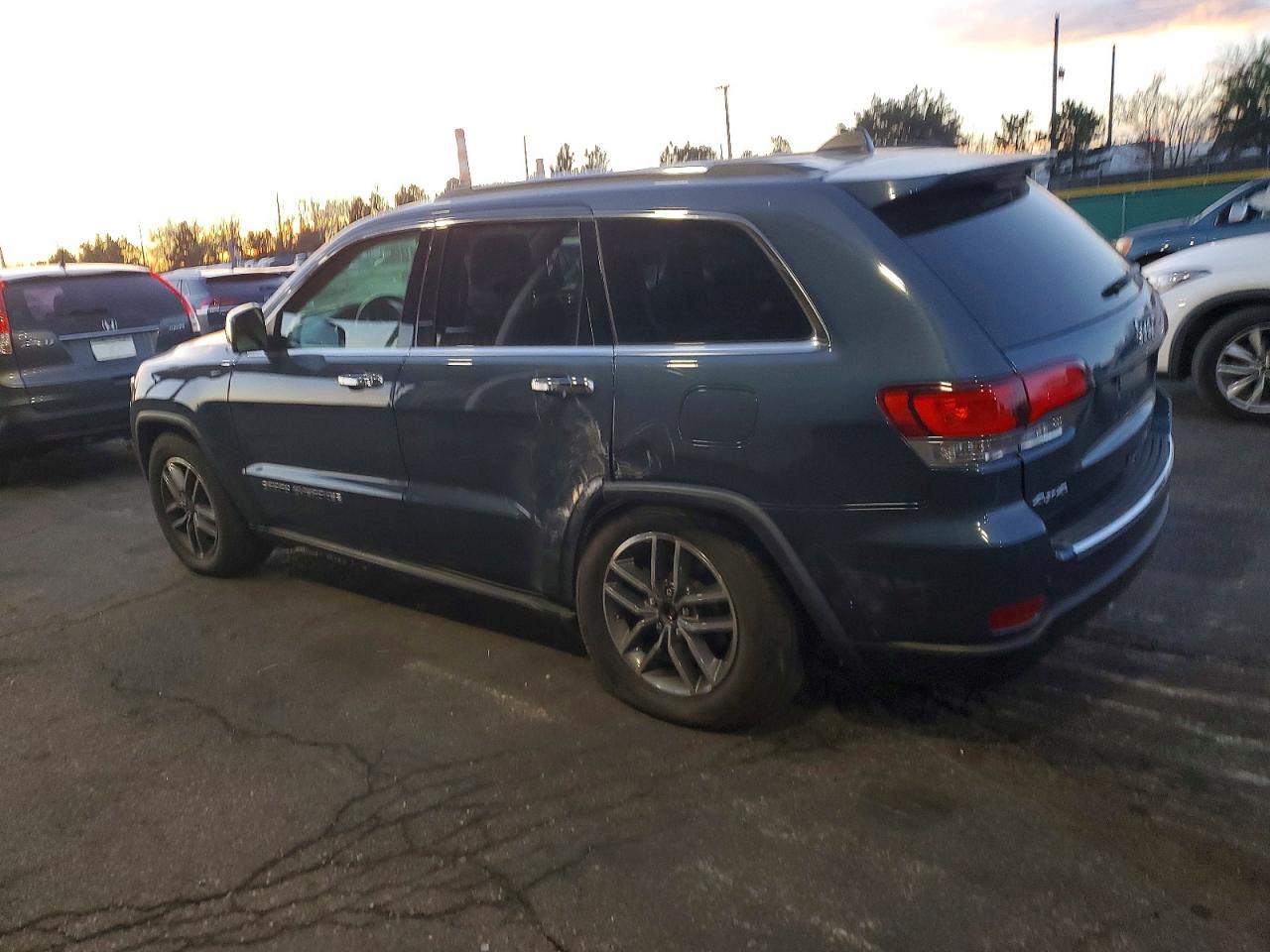 2020 JEEP GRAND CHEROKEE LIMITED photo 2