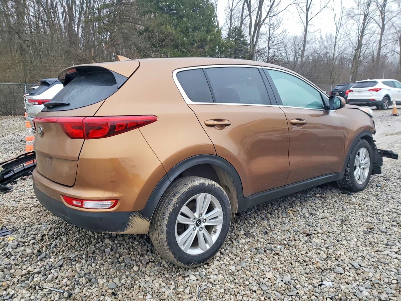 2018 KIA SPORTAGE LX photo 3