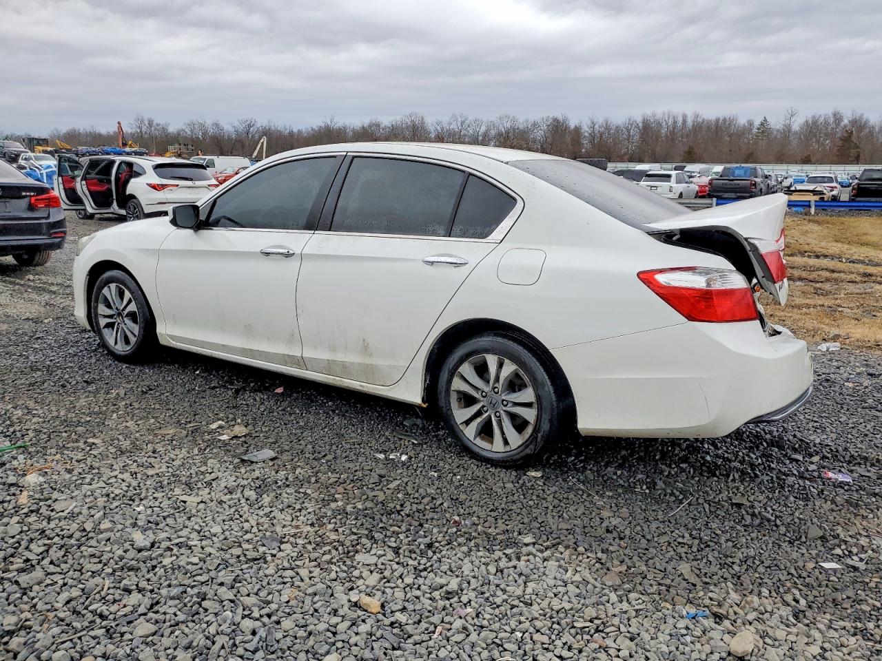 2015 HONDA ACCORD LX photo 2