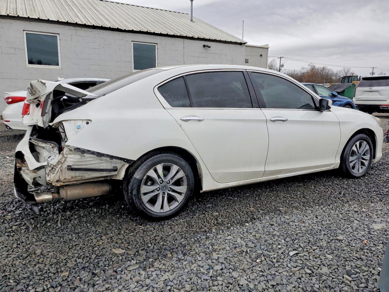 2015 HONDA ACCORD LX photo 3
