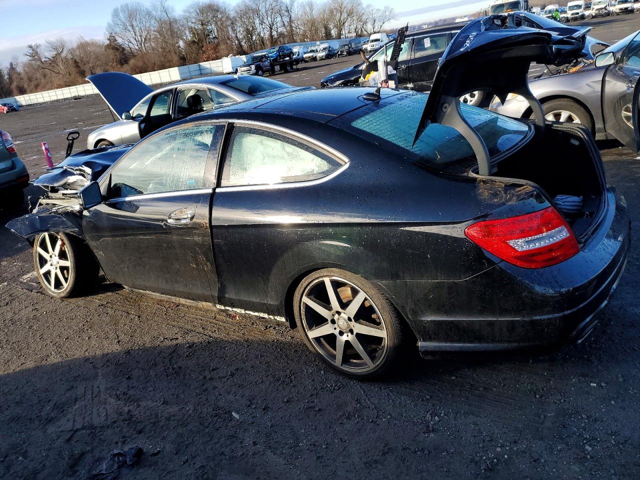 2015 MERCEDES-BENZ C 250 photo 2