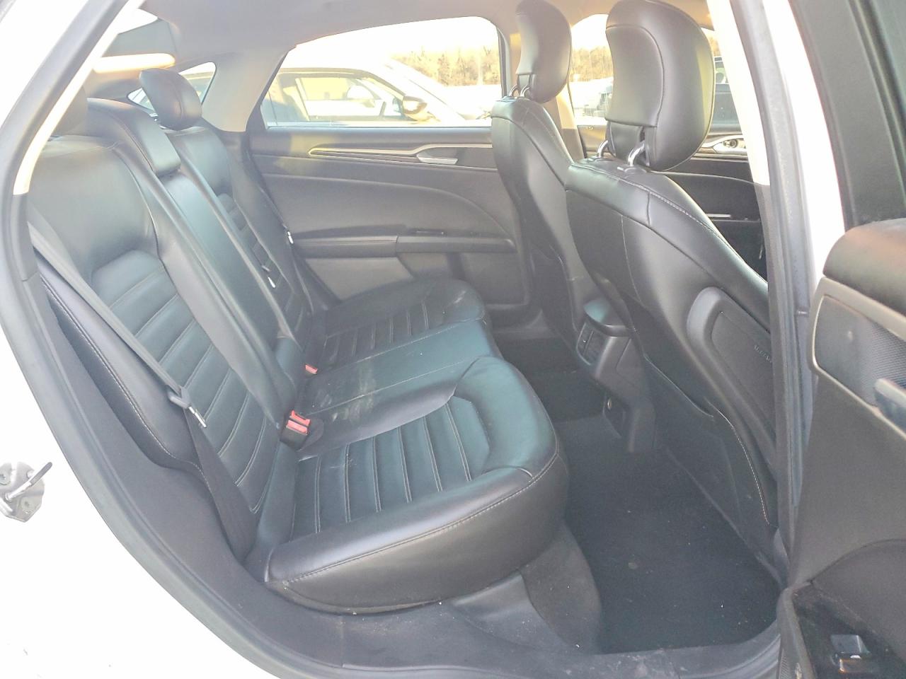 2013 FORD FUSION SE photo 10