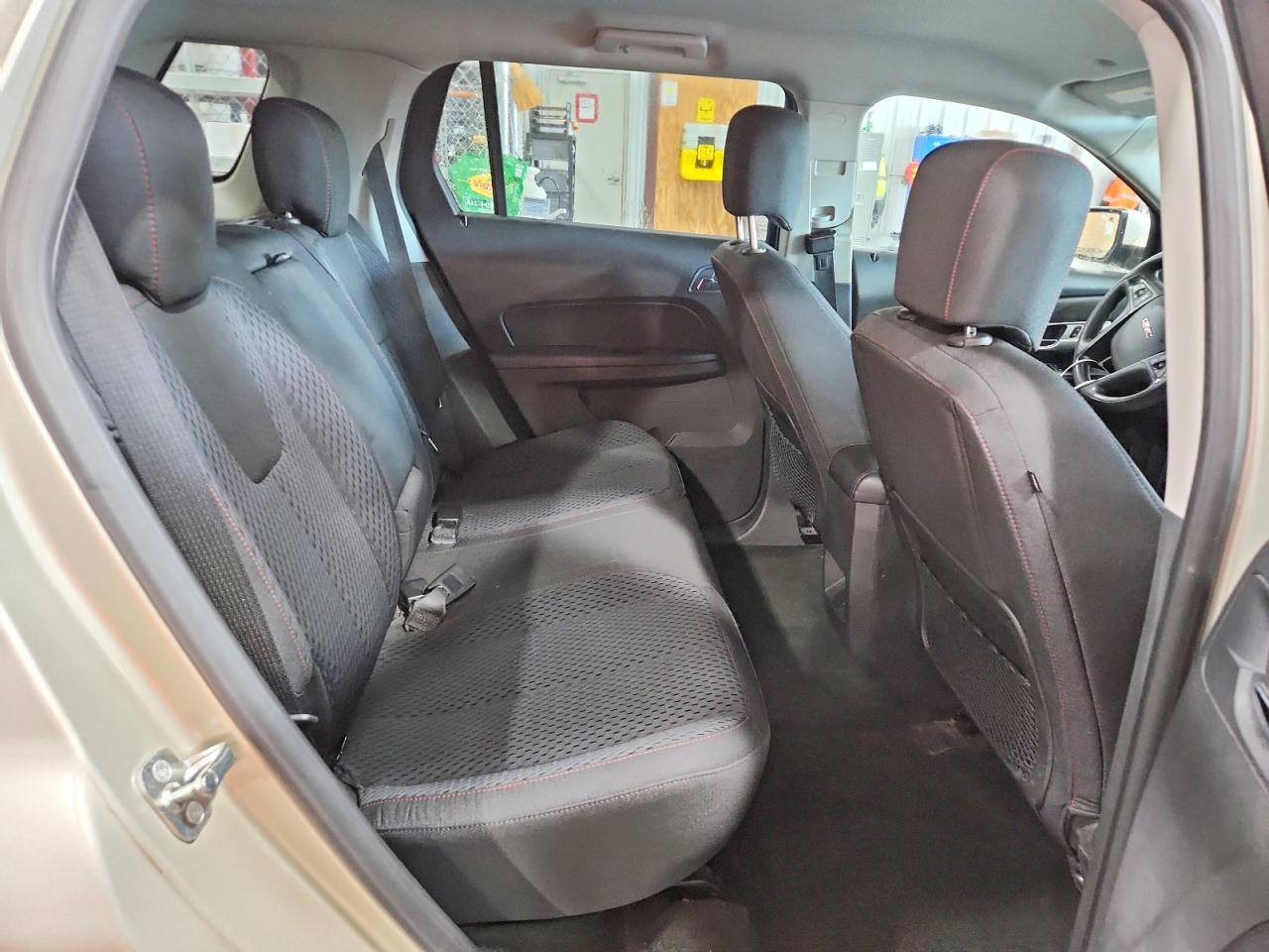 2013 GMC TERRAIN SLE photo 10