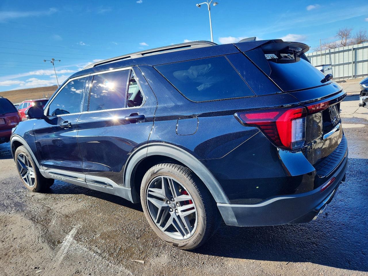 2025 FORD EXPLORER ST photo 2