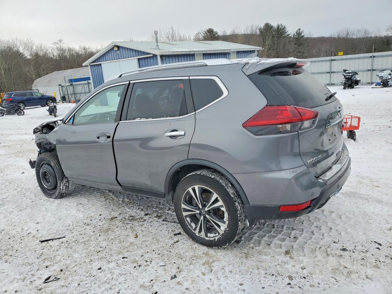 2020 NISSAN ROGUE S photo 2