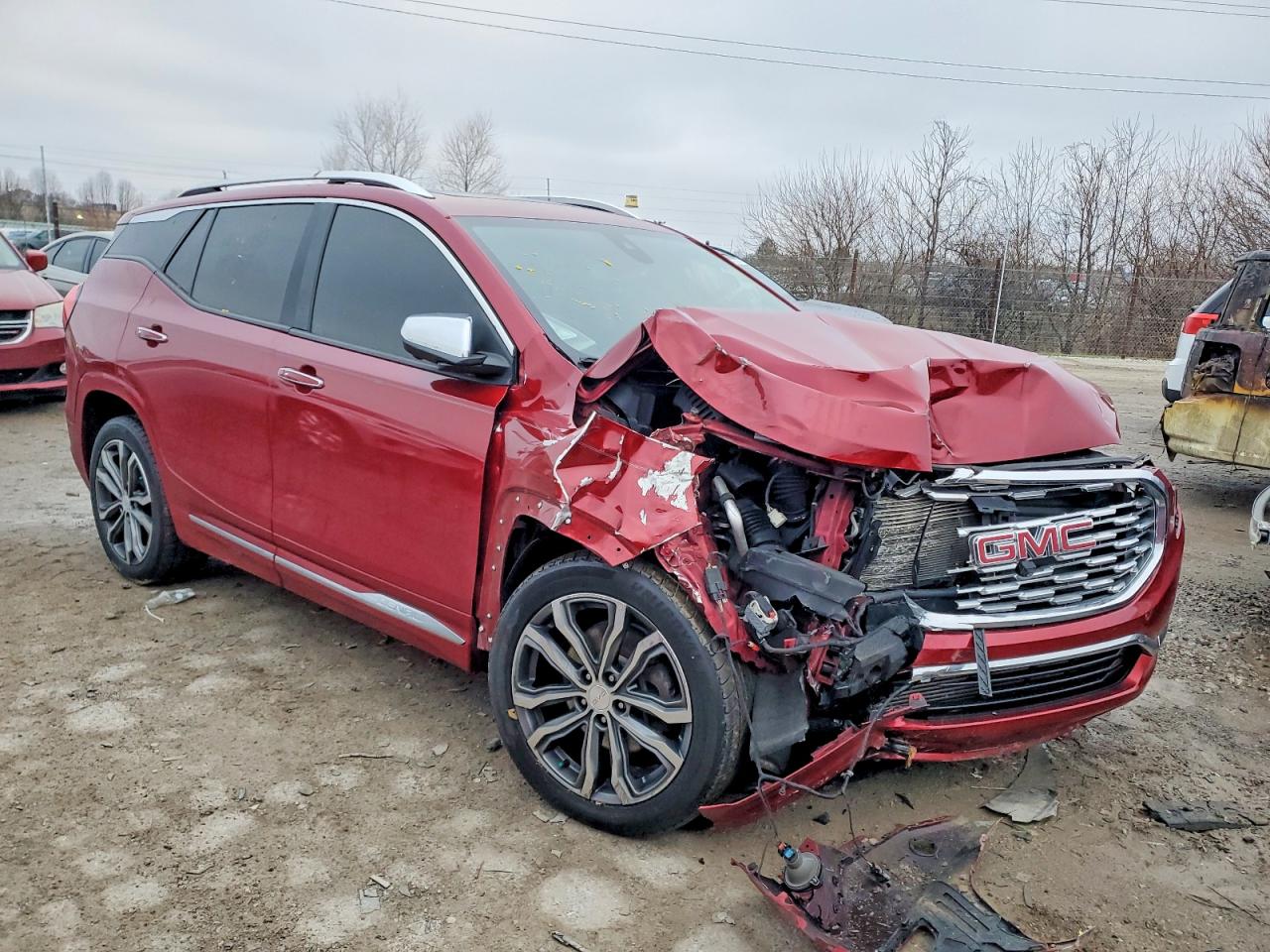 2019 GMC TERRAIN DENALI photo 4