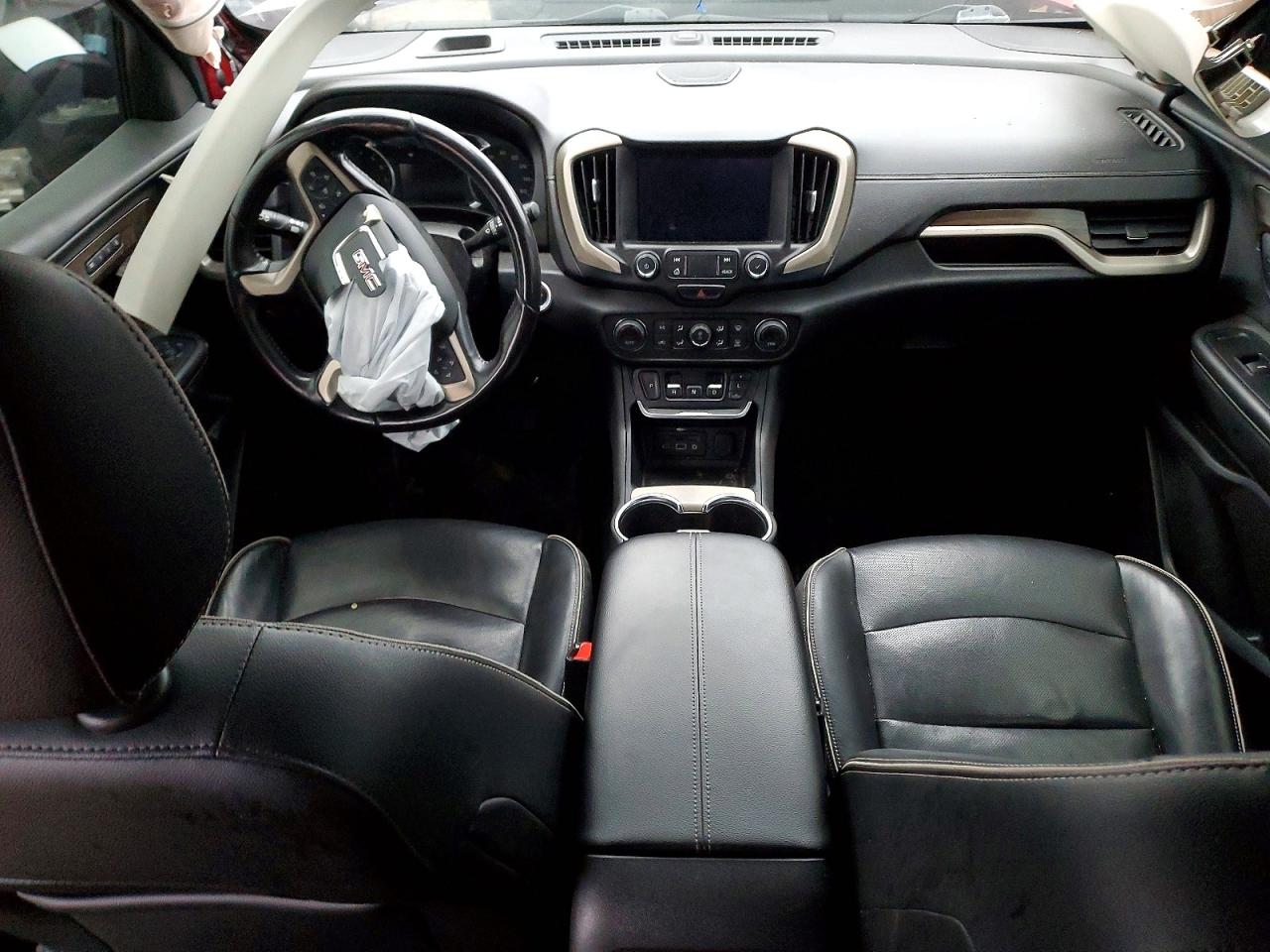 2019 GMC TERRAIN DENALI photo 8