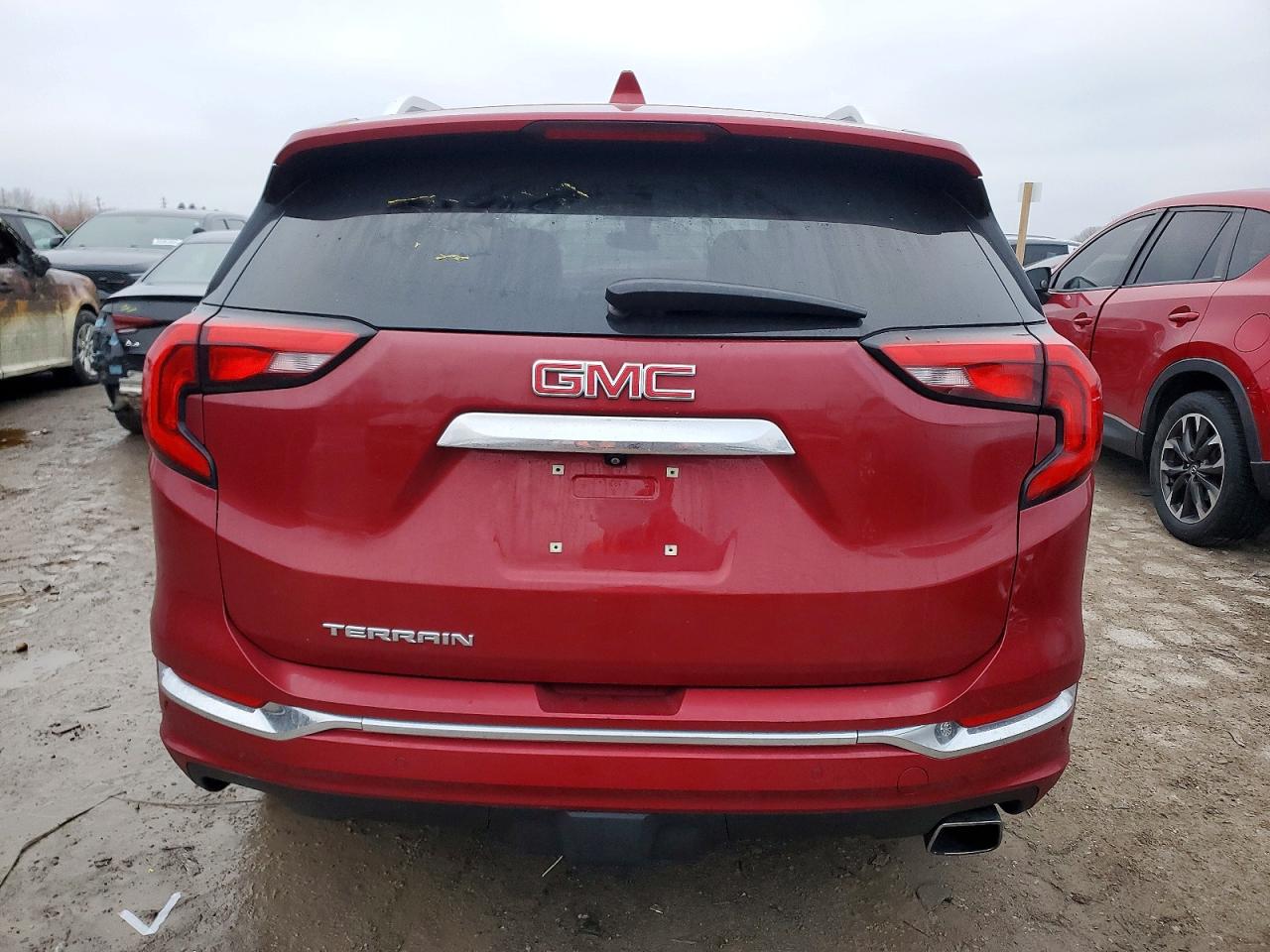 2019 GMC TERRAIN DENALI photo 6
