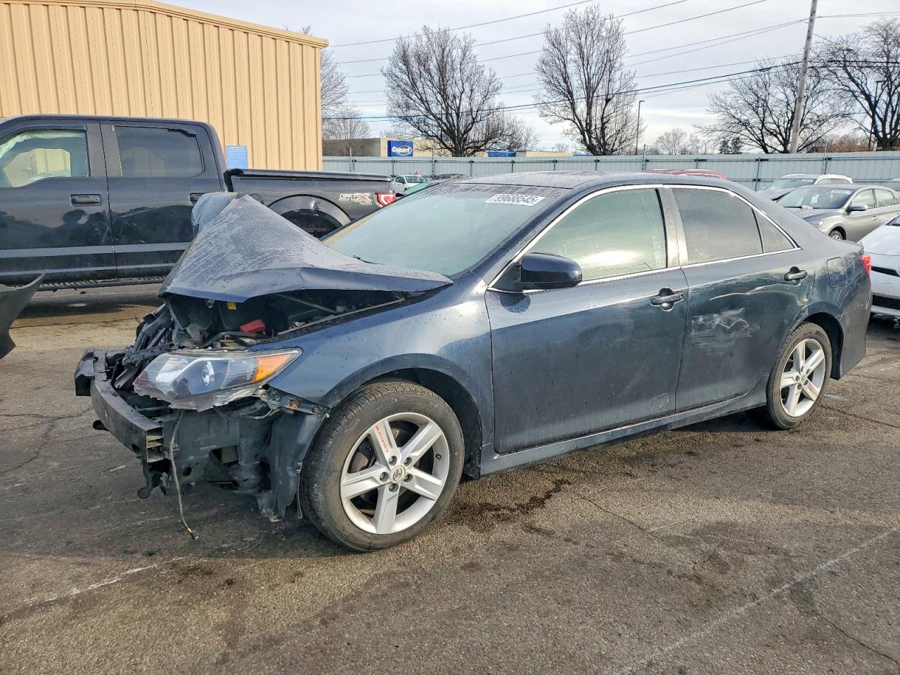 2012 TOYOTA CAMRY
