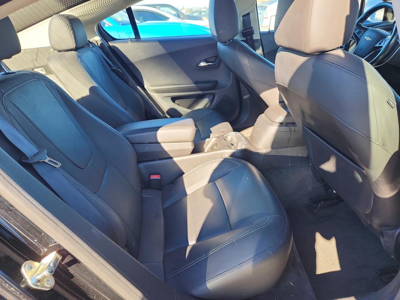 2013 CHEVROLET VOLT photo 10