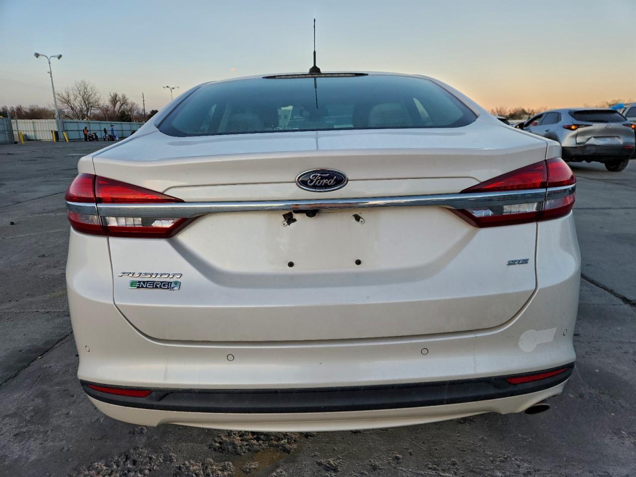 2018 FORD FUSION SE PHEV photo 6