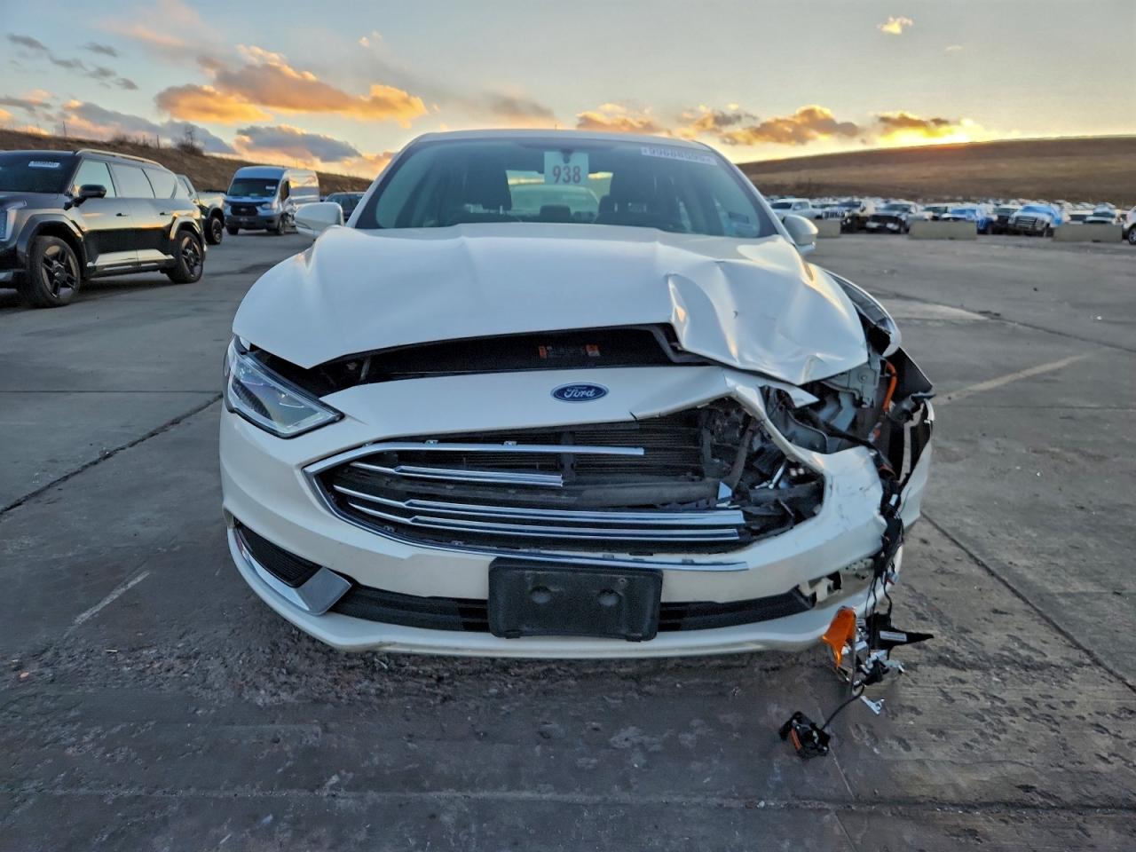 2018 FORD FUSION SE PHEV photo 5