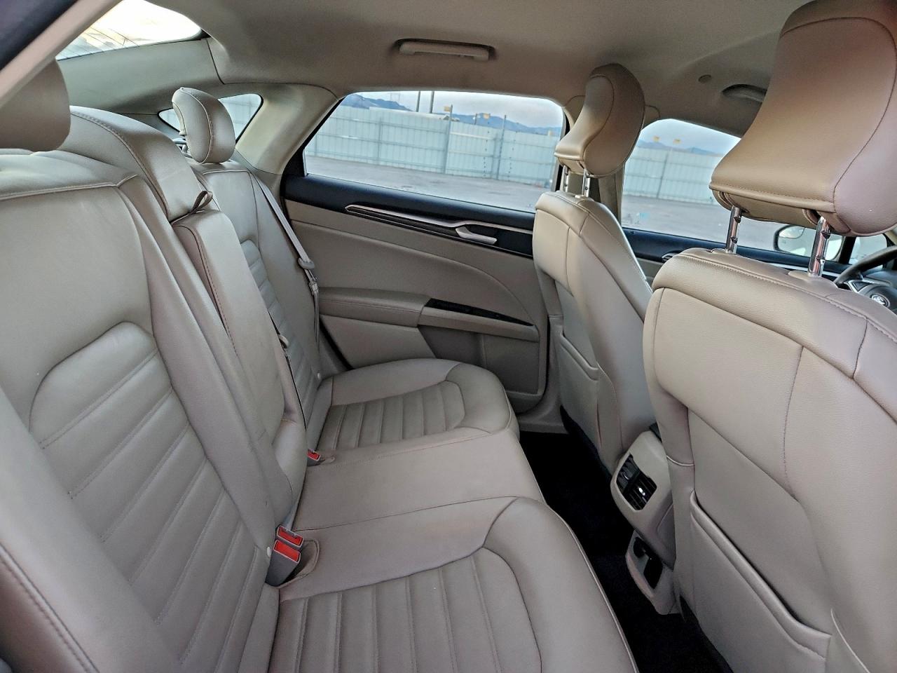2018 FORD FUSION SE PHEV photo 10