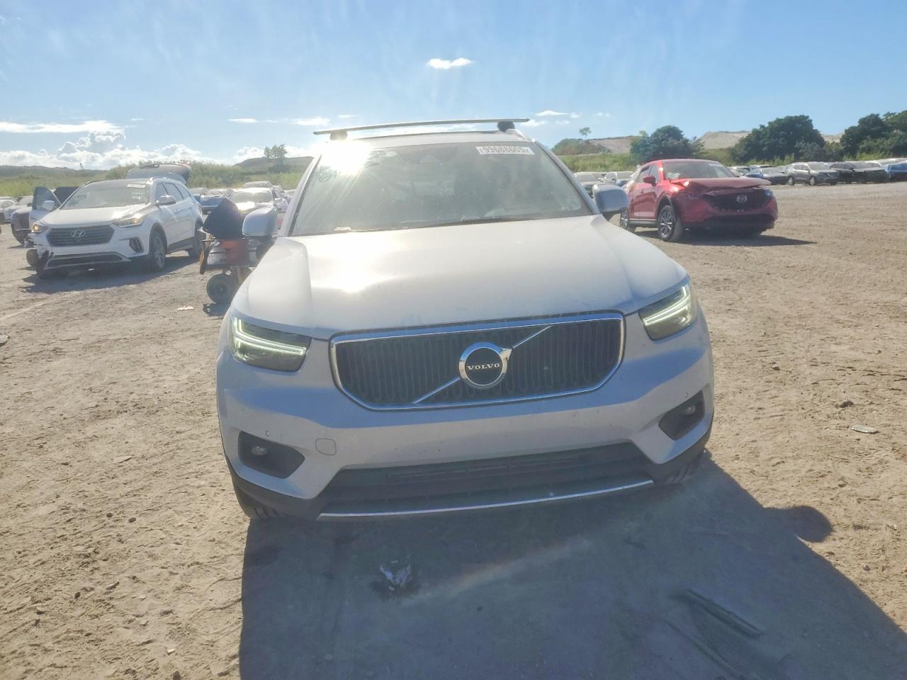 2022 VOLVO XC40 T5 MOMENTUM photo 5