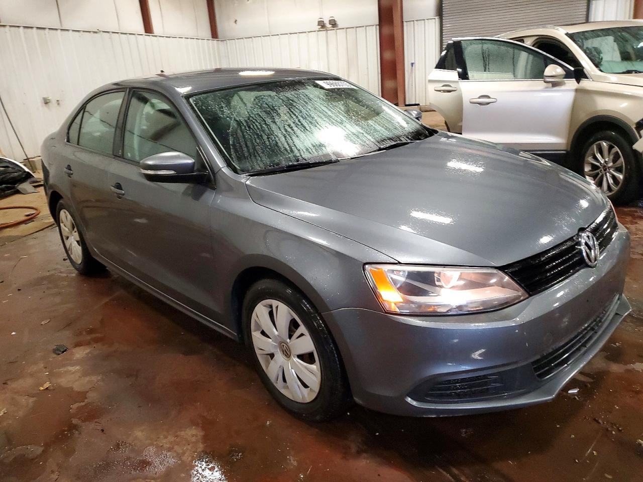 2014 VOLKSWAGEN JETTA SE photo 4