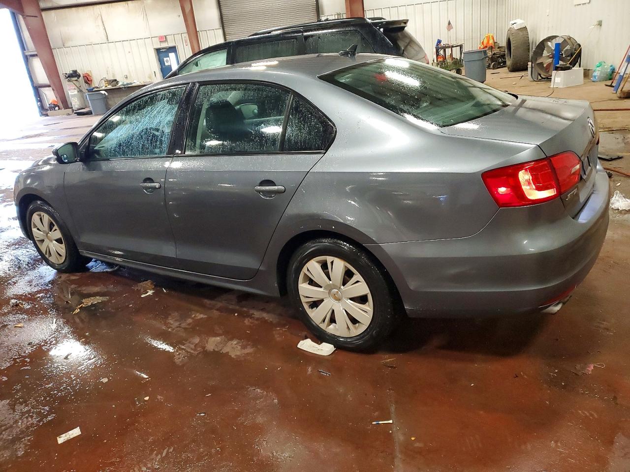 2014 VOLKSWAGEN JETTA SE photo 2