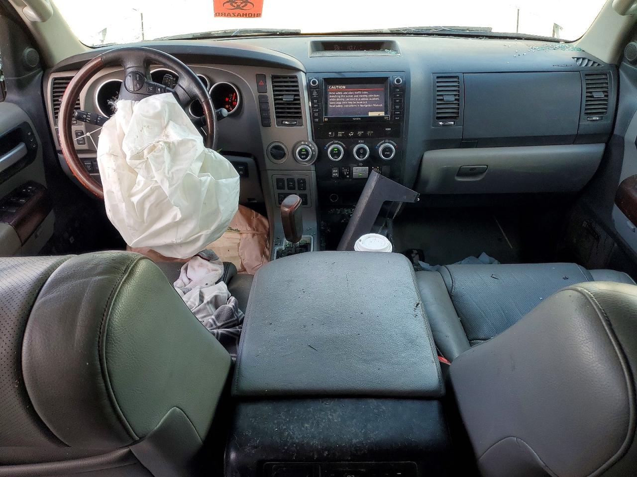 2011 TOYOTA SEQUOIA PLATINUM photo 8