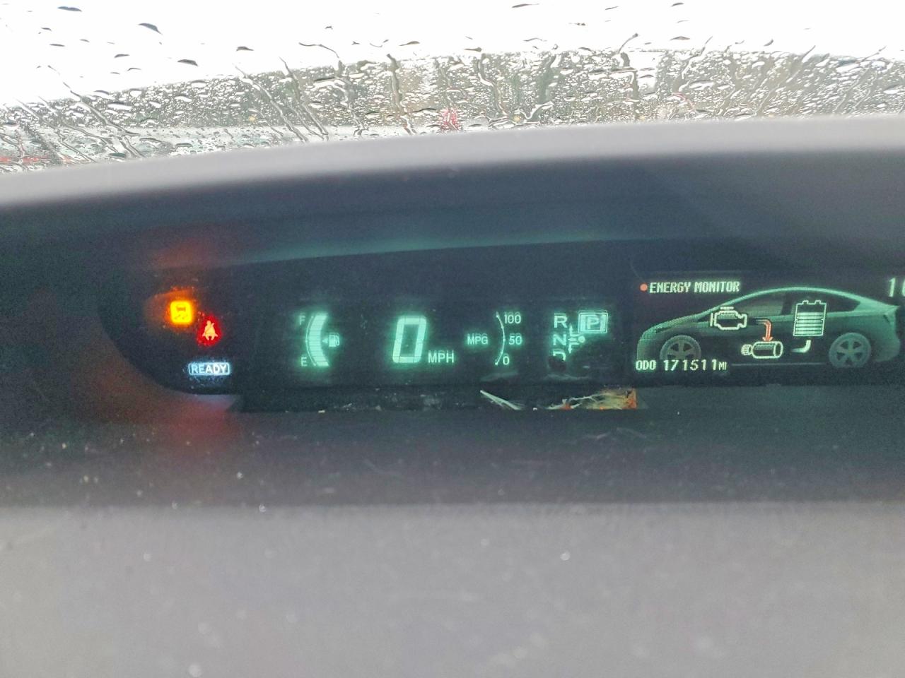 2015 TOYOTA PRIUS photo 9