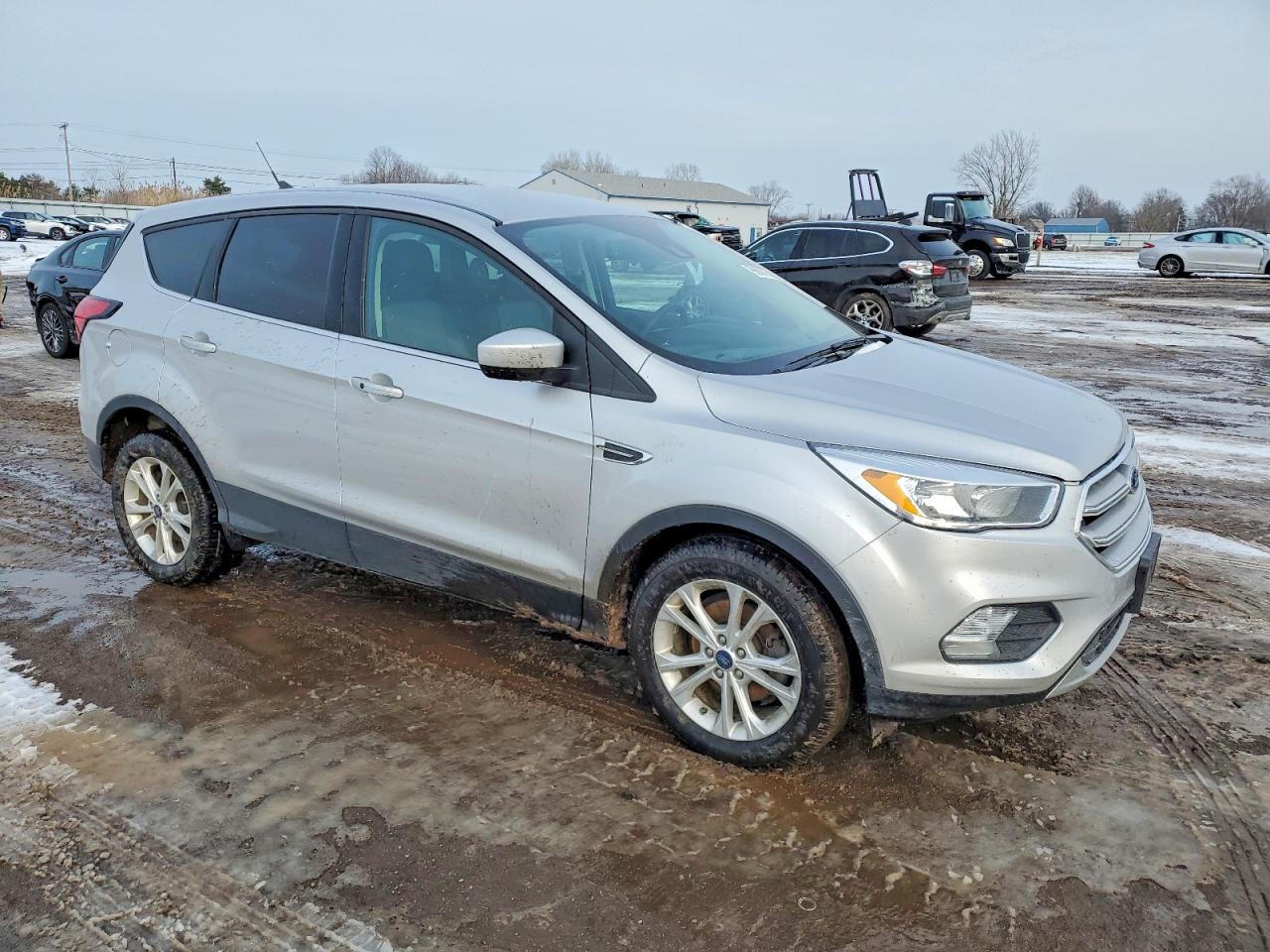 2019 FORD ESCAPE SE photo 4