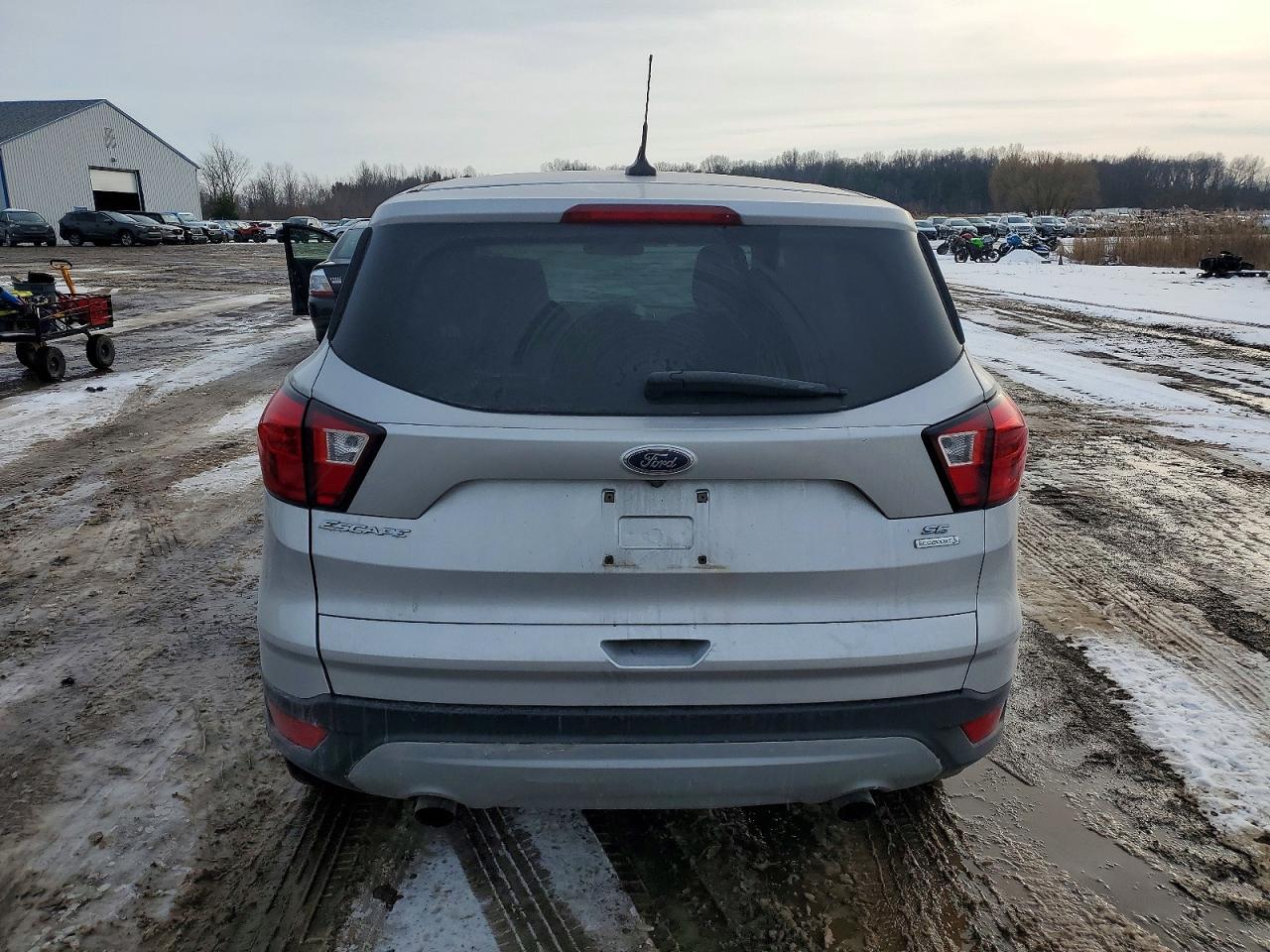 2019 FORD ESCAPE SE photo 6