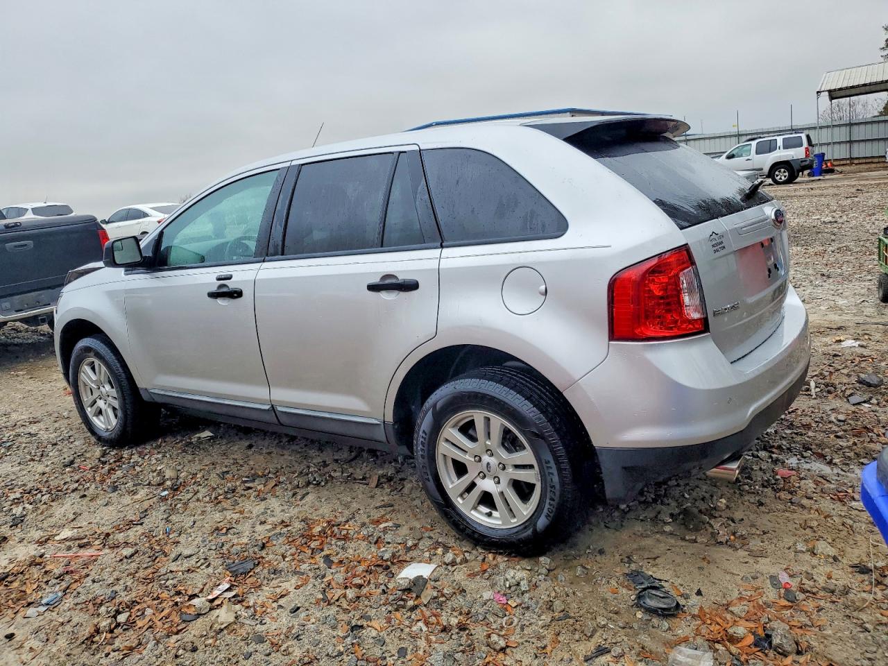 2011 FORD EDGE SE photo 2