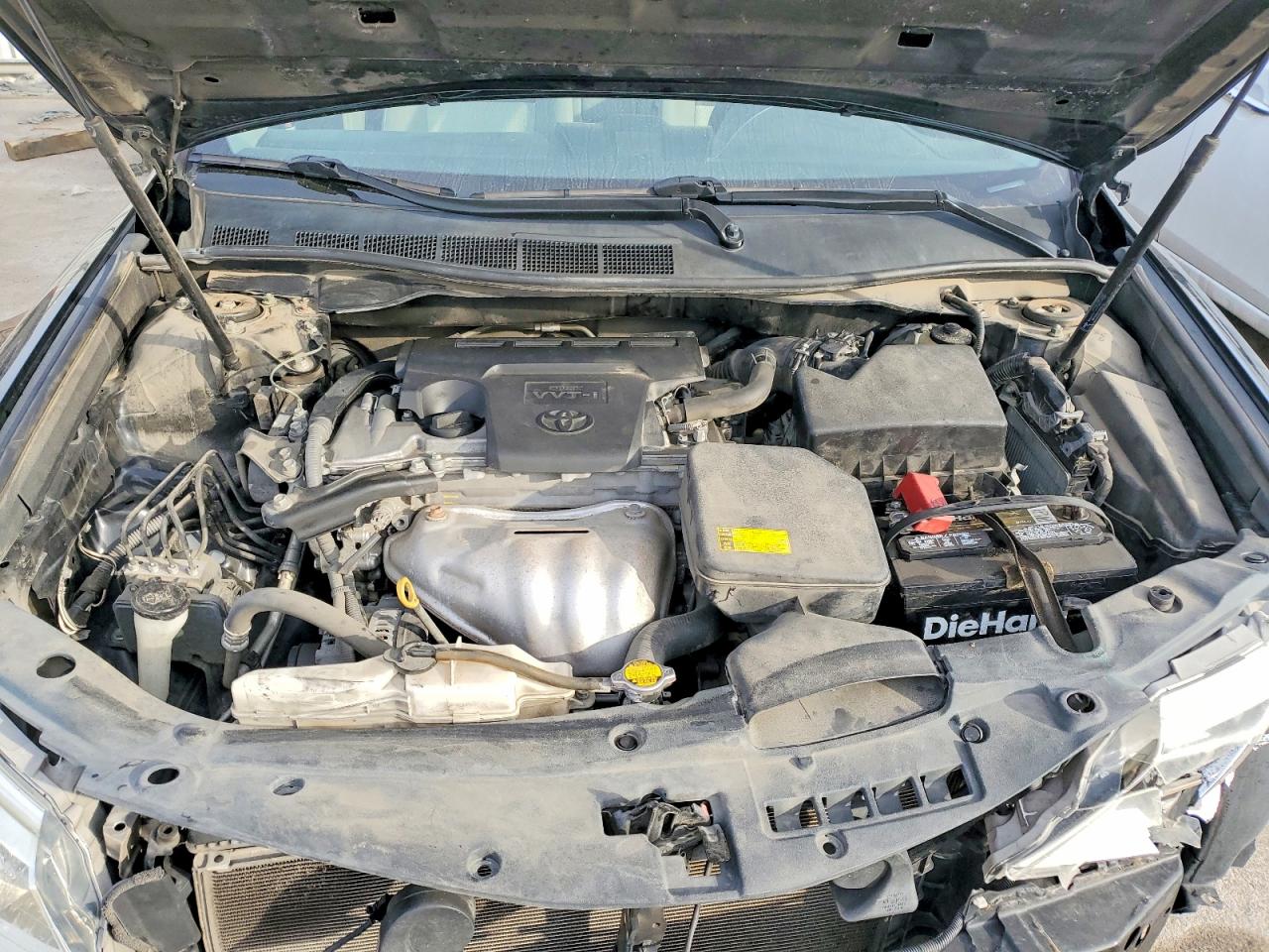 2014 TOYOTA CAMRY L photo 11