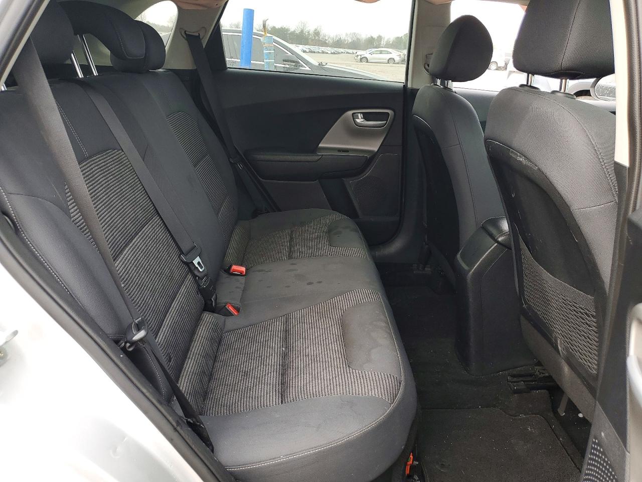 2020 KIA NIRO LX photo 10