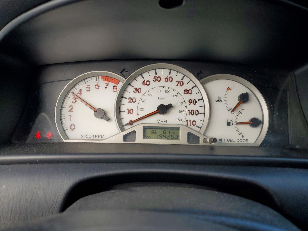 2005 TOYOTA COROLLA CE photo 9