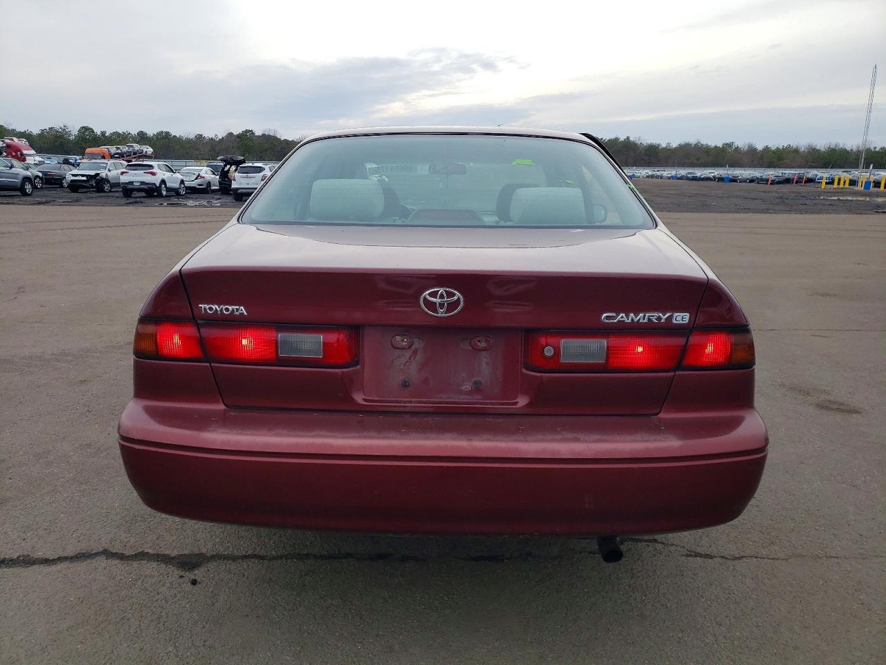 1999 TOYOTA CAMRY CE photo 6