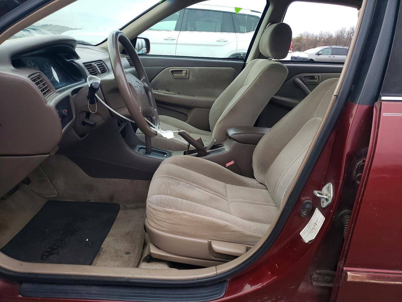 1999 TOYOTA CAMRY CE photo 7