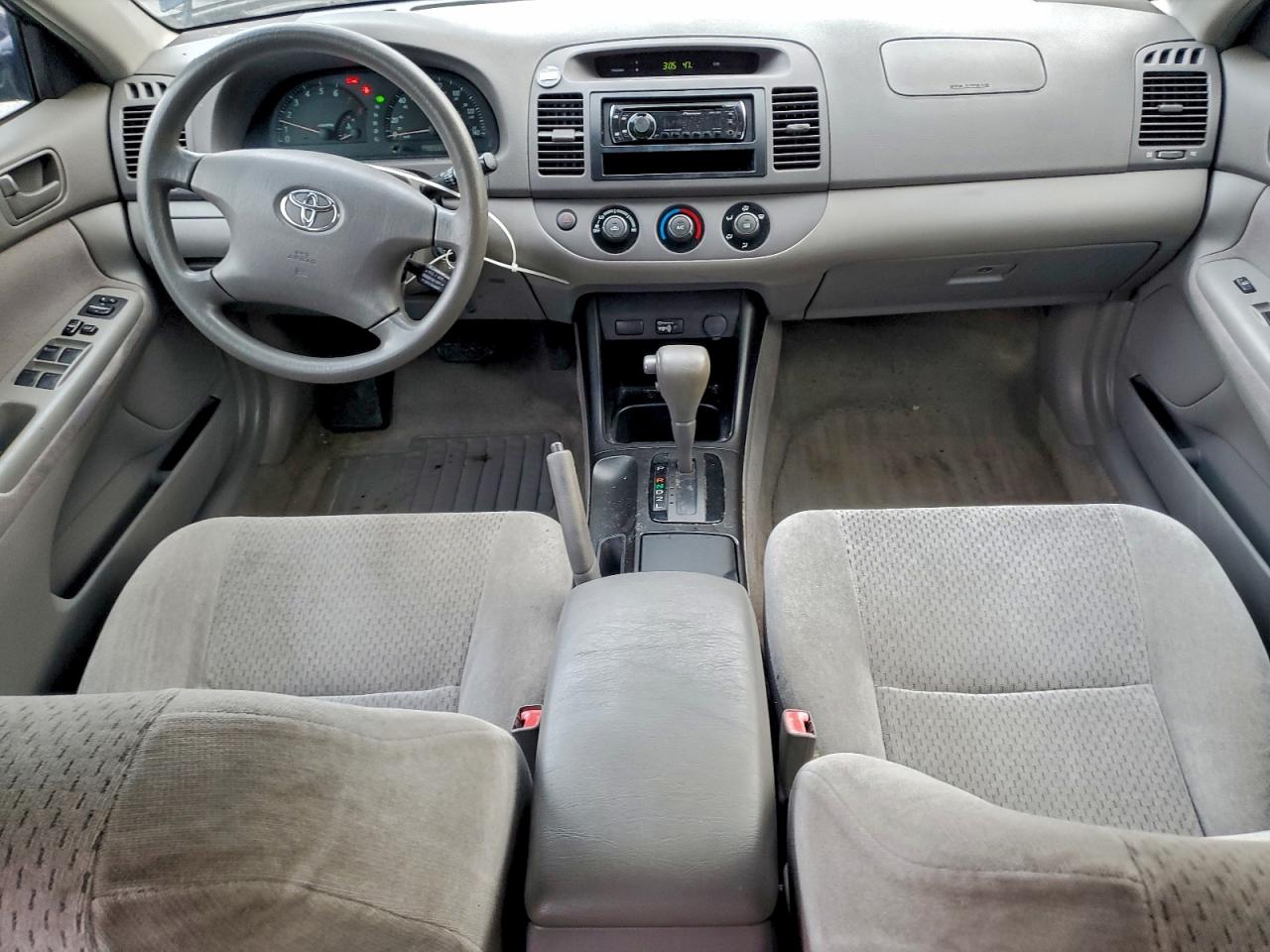 2003 TOYOTA CAMRY LE photo 8