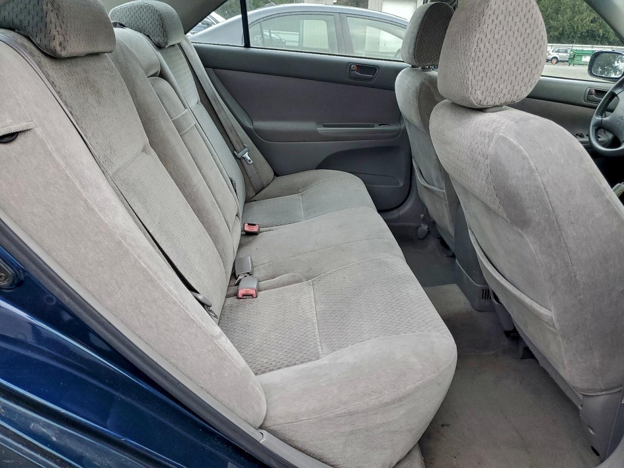 2003 TOYOTA CAMRY LE photo 10
