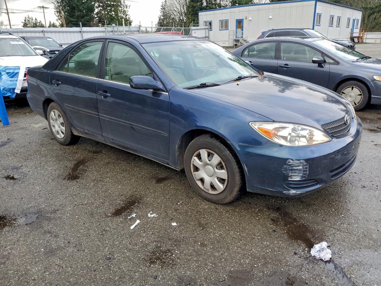 2003 TOYOTA CAMRY LE photo 4