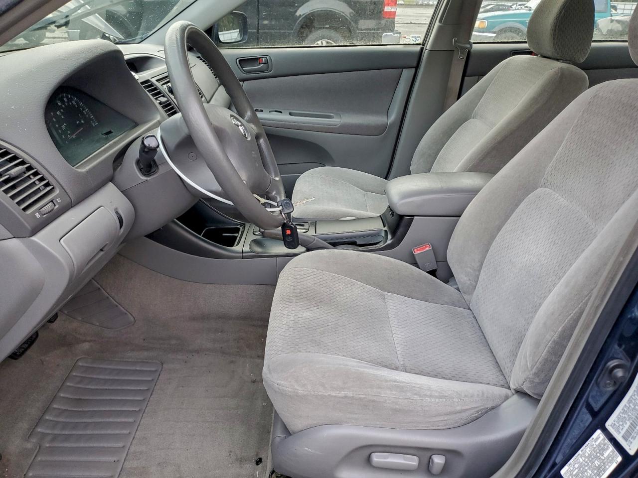 2003 TOYOTA CAMRY LE photo 7