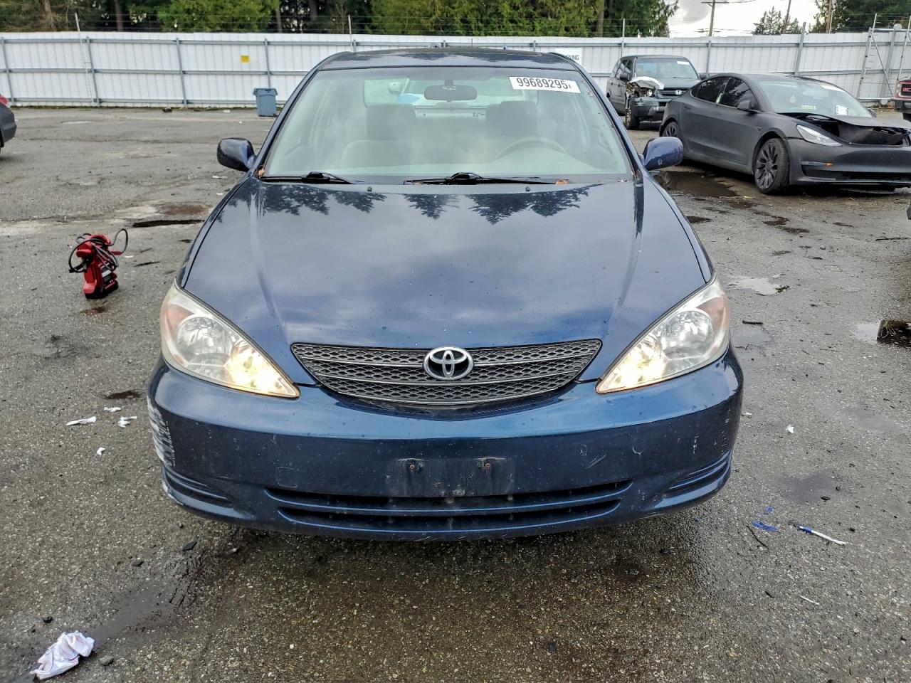 2003 TOYOTA CAMRY LE photo 5