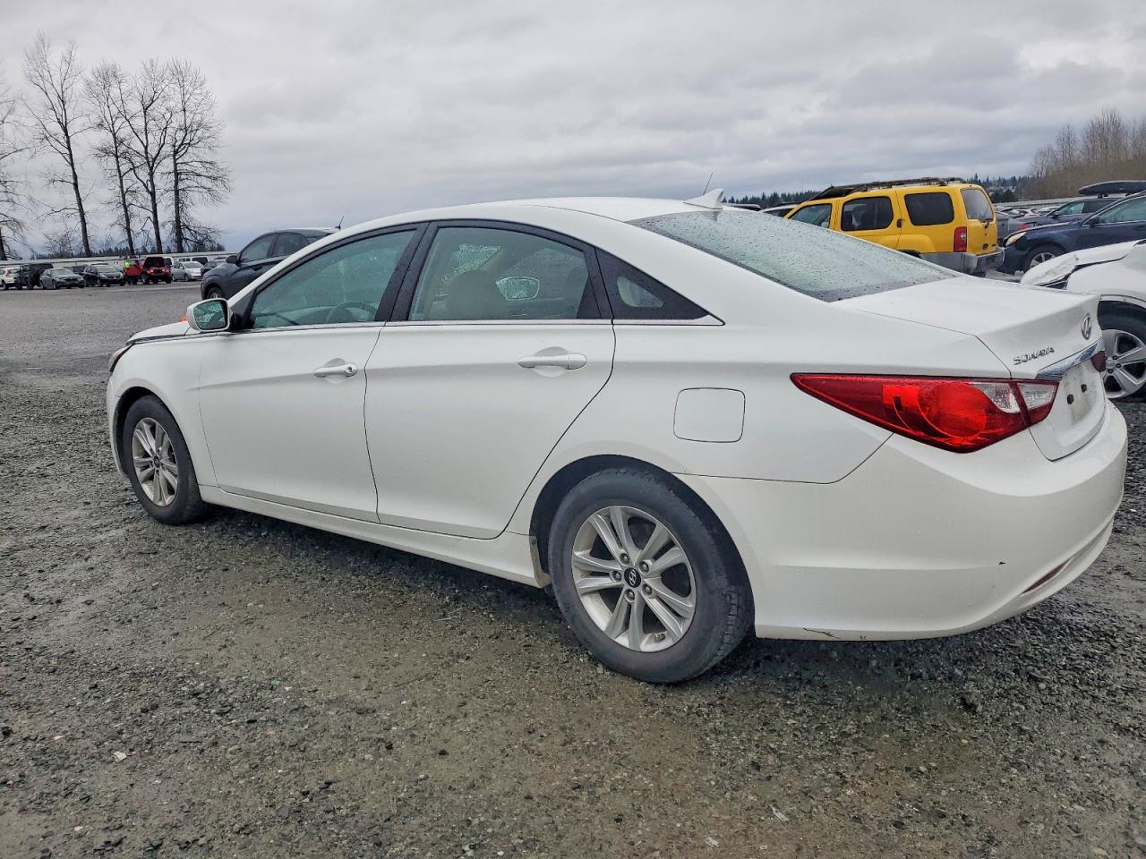 2011 HYUNDAI SONATA GLS photo 2
