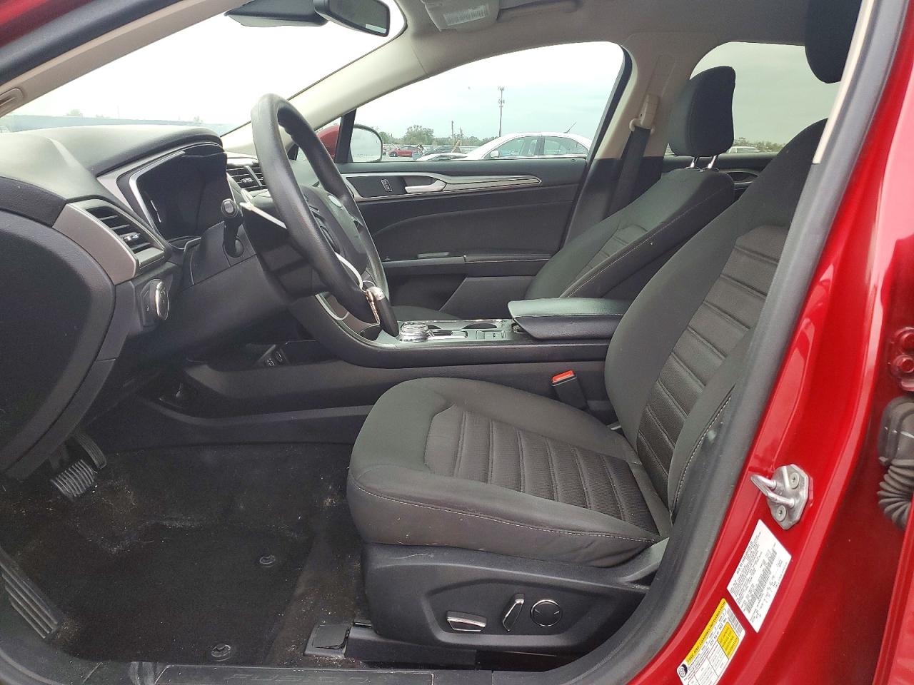 2020 FORD FUSION SE photo 7