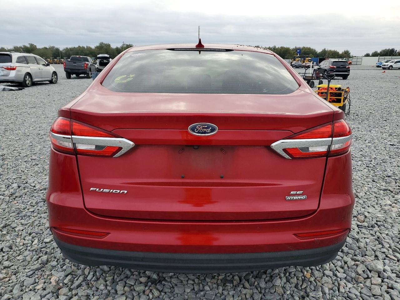2020 FORD FUSION SE photo 6