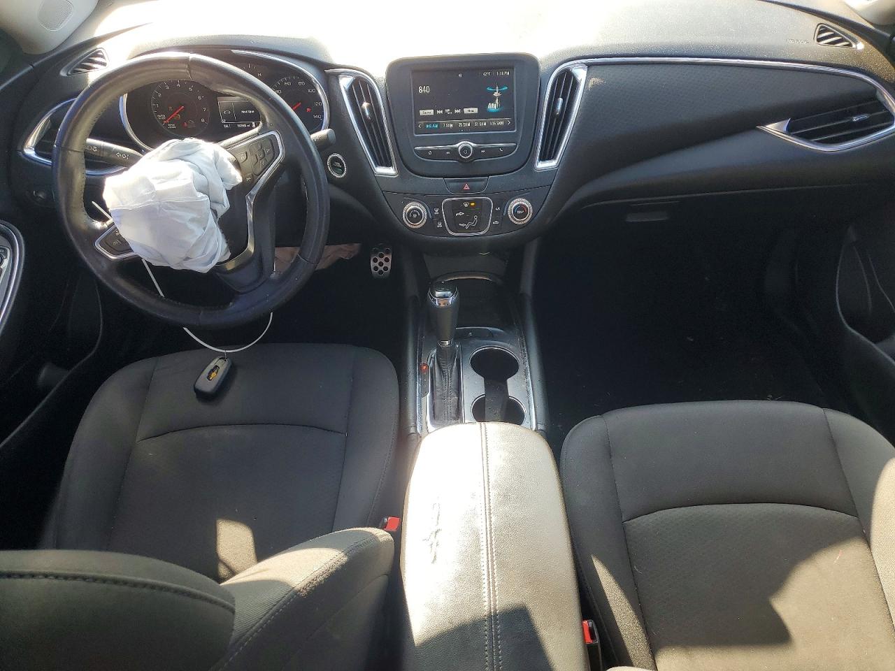 2016 CHEVROLET MALIBU LT photo 8