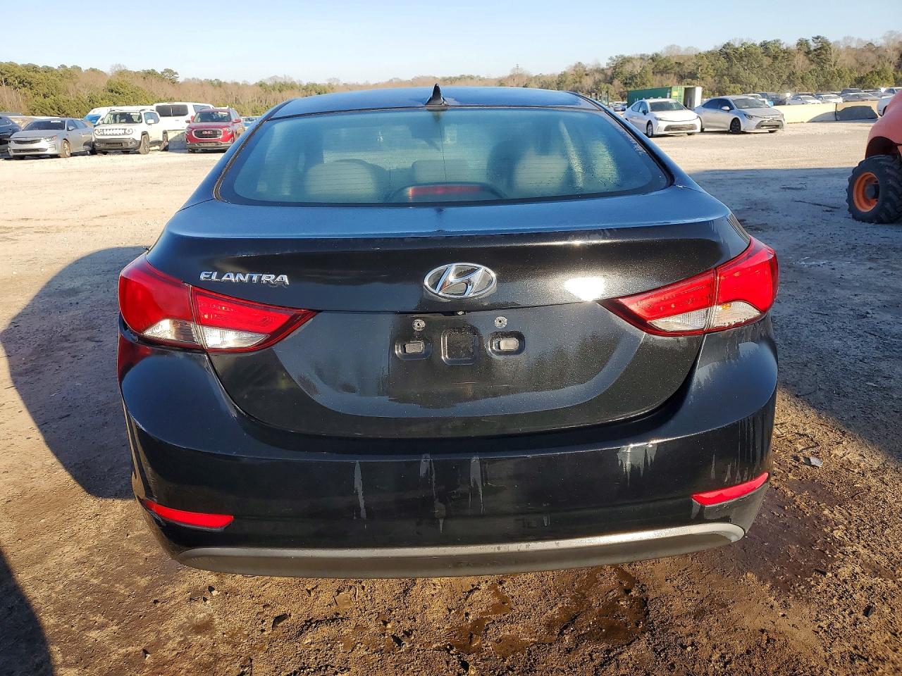 2014 HYUNDAI ELANTRA SE photo 6