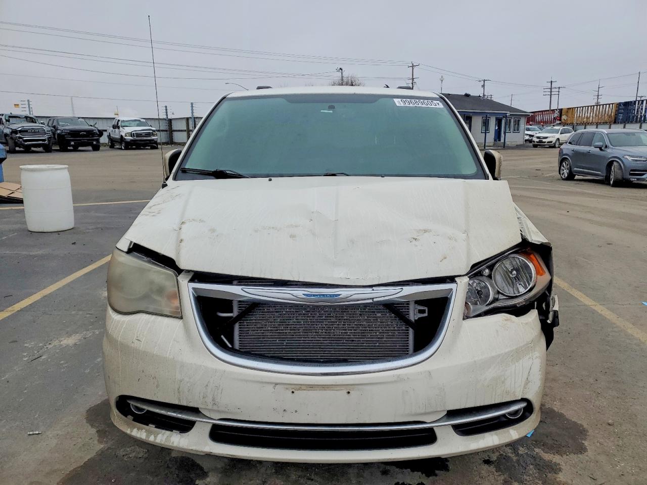 2012 CHRYSLER TOWN & COUNTRY photo 5